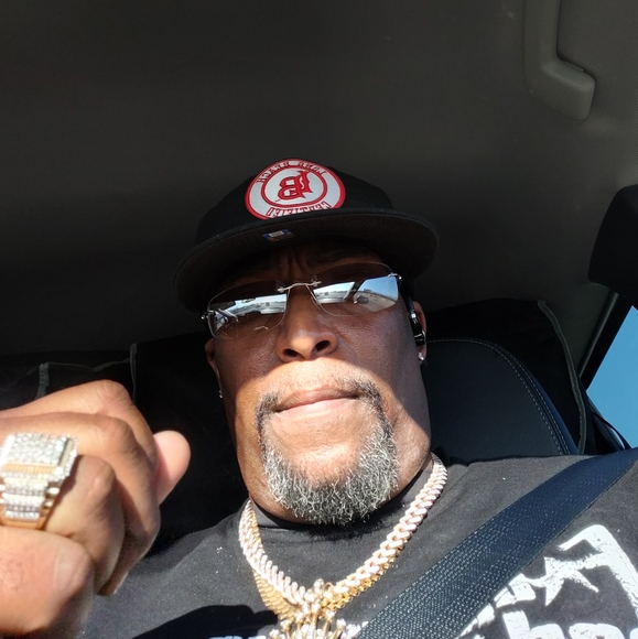 Meet your Posher, Troy - Picture 1 of 1